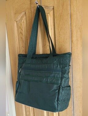 Lug Quilted Nylon Tote in Dark Green